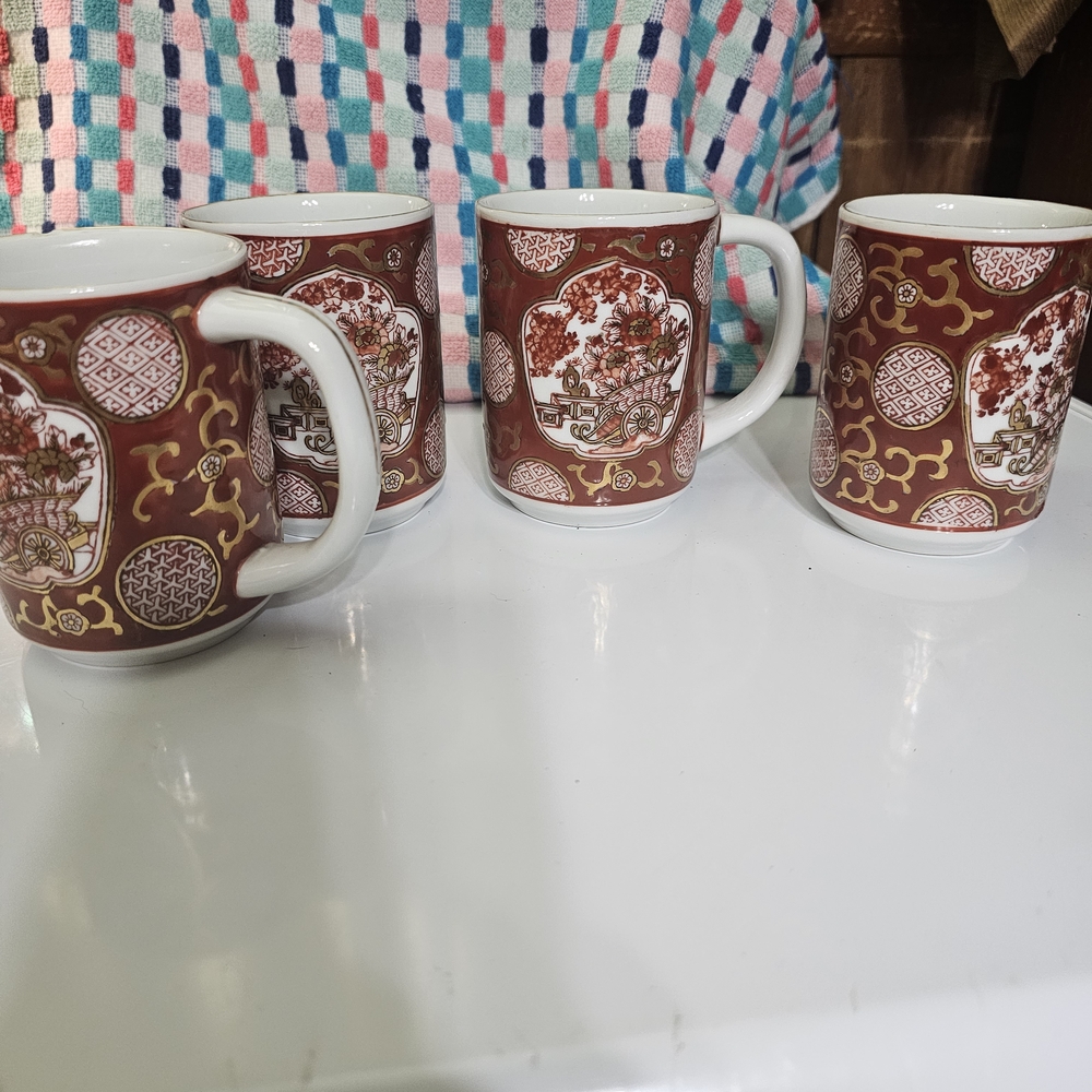 Vintage Floral Ceramic Mugs Set